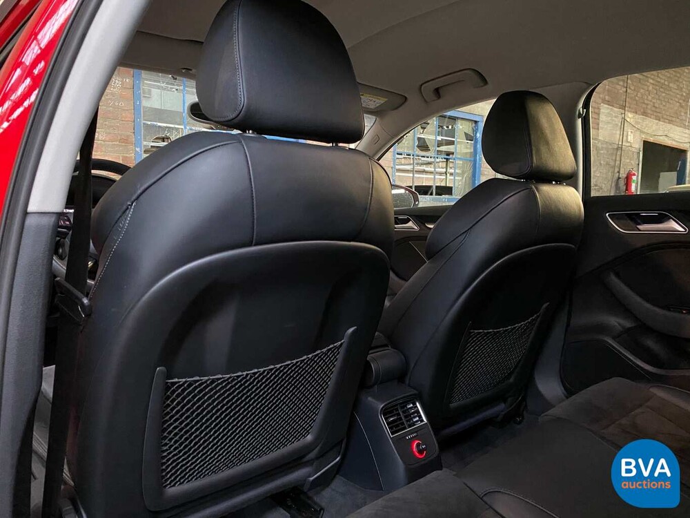 Audi A3 Sportback 1.4TFSI S-Line 150 PS 2014, J-831-KF.