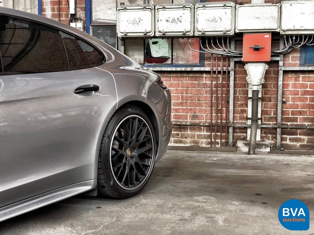 Porsche Panamera 4S 4.0 V8 Diesel 2017.