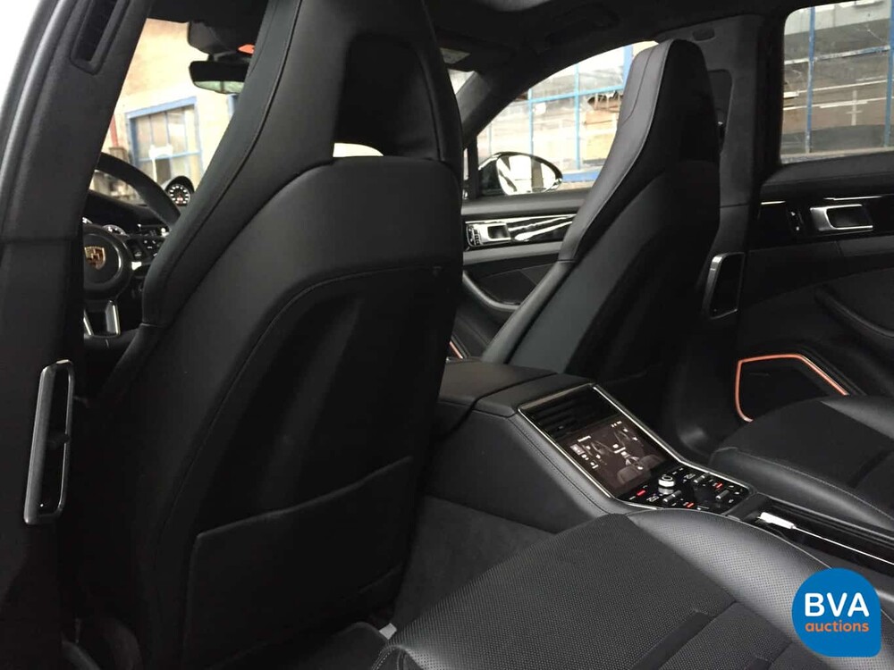 Porsche Panamera 4S 4.0 V8 Diesel 2017.
