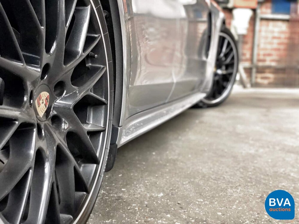 Porsche Panamera 4S 4.0 V8 Diesel 2017.