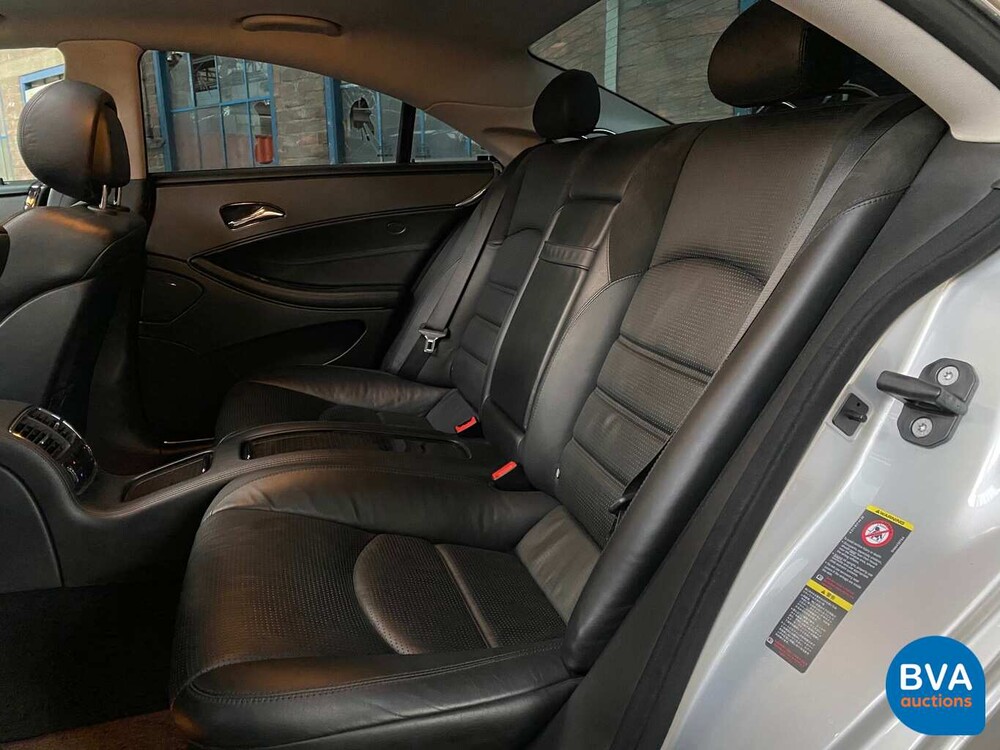 Mercedes CLS63 AMG 6.2 V8 514 PS 2007.