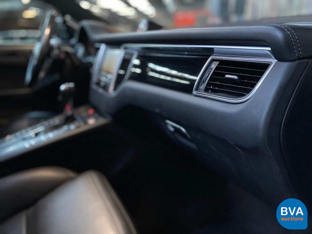 Porsche Macan S 3.0D 258hp Warranty 2014, GP-055-R.