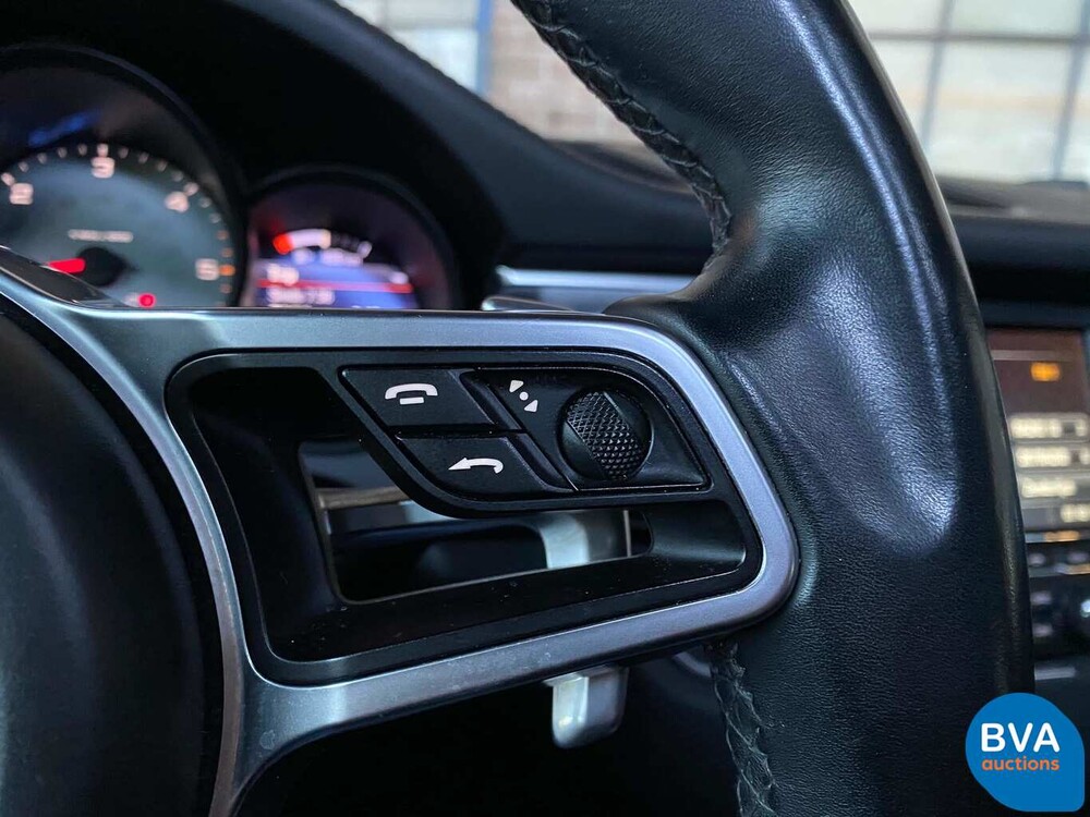 Porsche Macan S 3.0D 258hp Warranty 2014, GP-055-R.