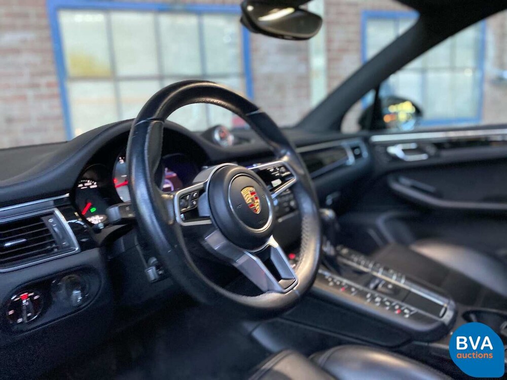 Porsche Macan S 3.0D 258hp Warranty 2014, GP-055-R.