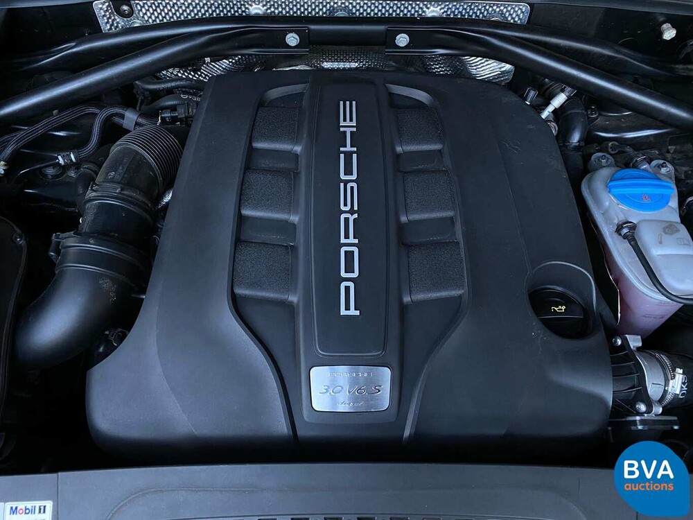 Porsche Macan S 3.0D 258hp Warranty 2014, GP-055-R.