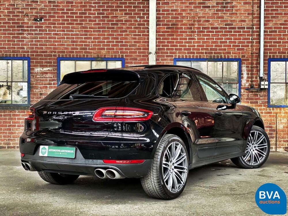 Porsche Macan S 3.0D 258hp Warranty 2014, GP-055-R.