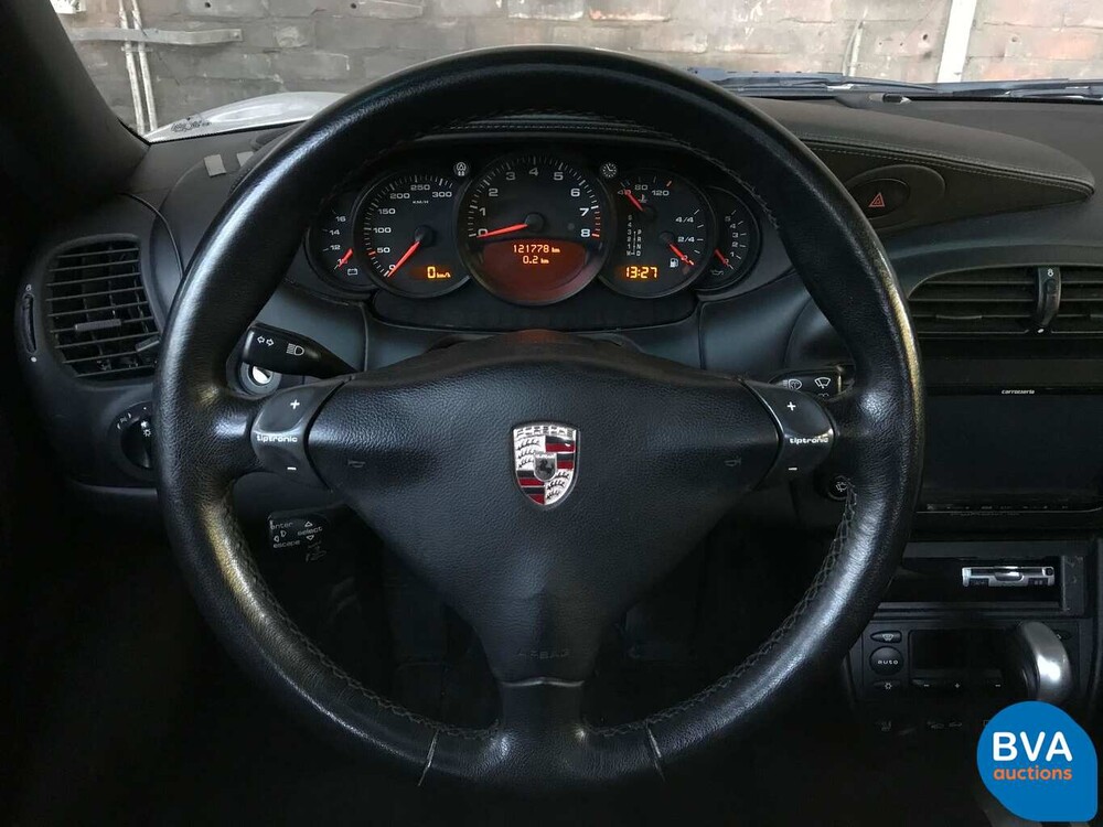 Porsche 911 Targa 3.6 320 PS 2002.