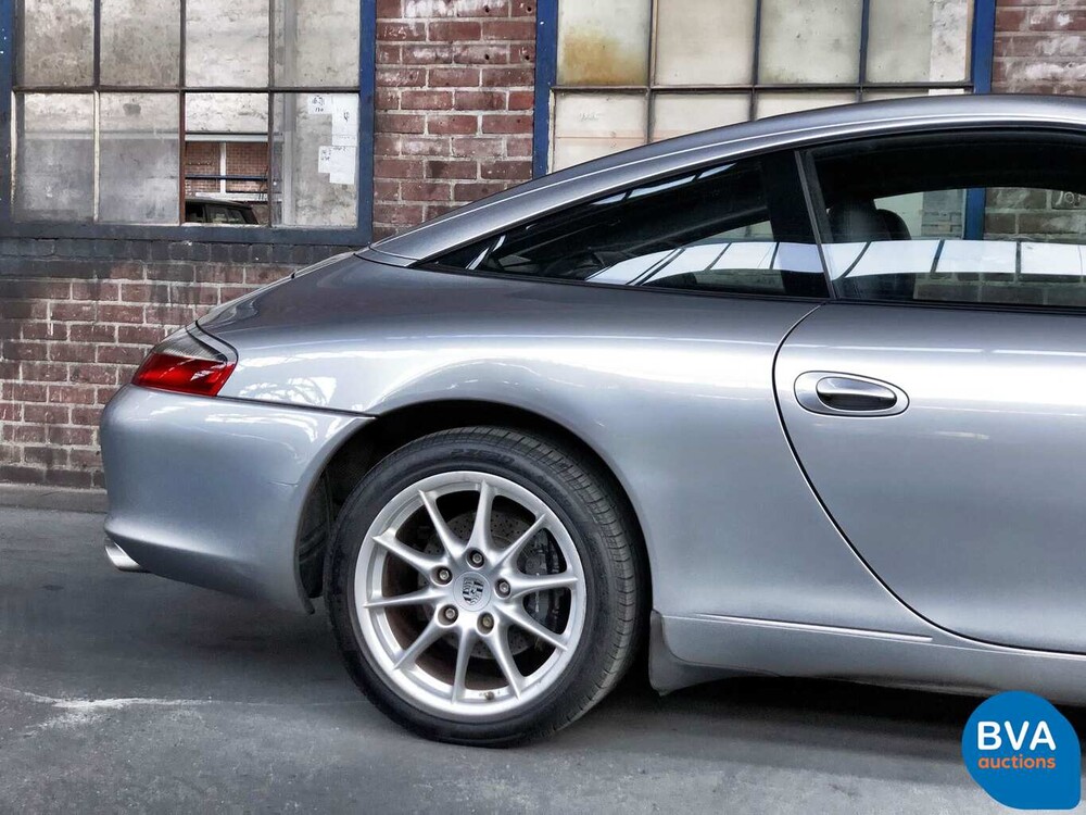 Porsche 911 Targa 3.6 320 PS 2002.