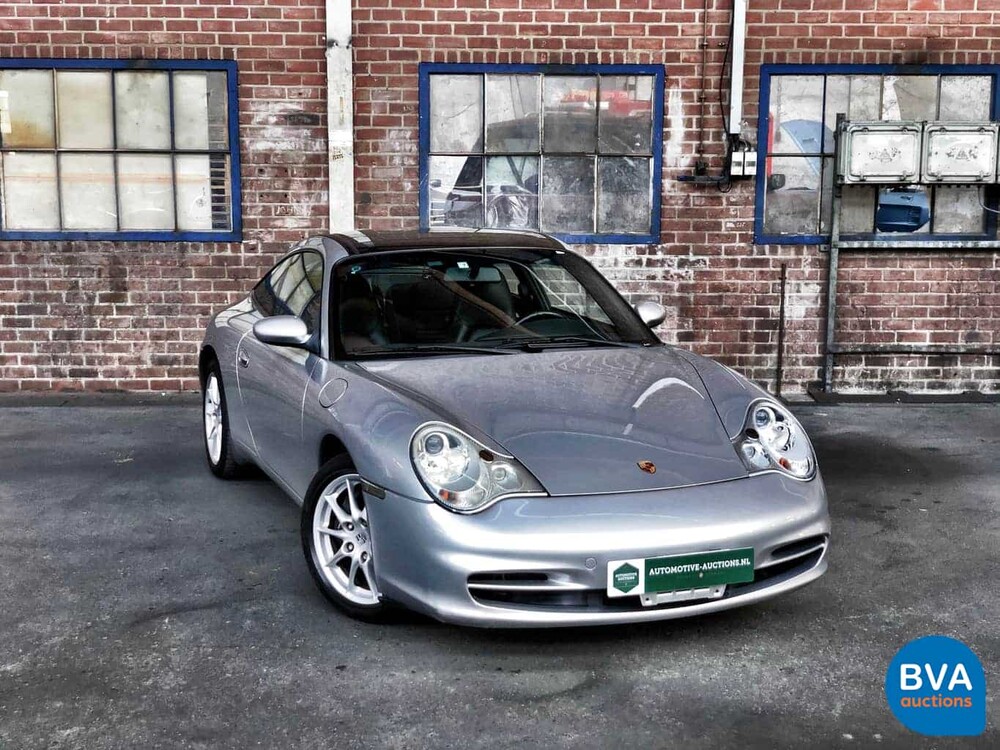 Porsche 911 Targa 3.6 320 PS 2002.