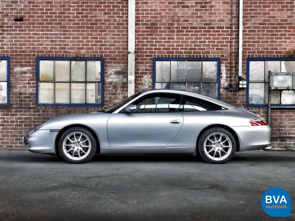 Porsche 911 Targa 3.6 320 PS 2002.