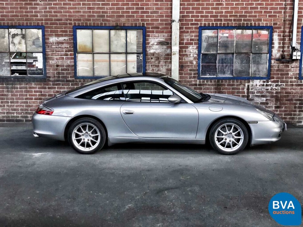 Porsche 911 Targa 3.6 320 PS 2002.