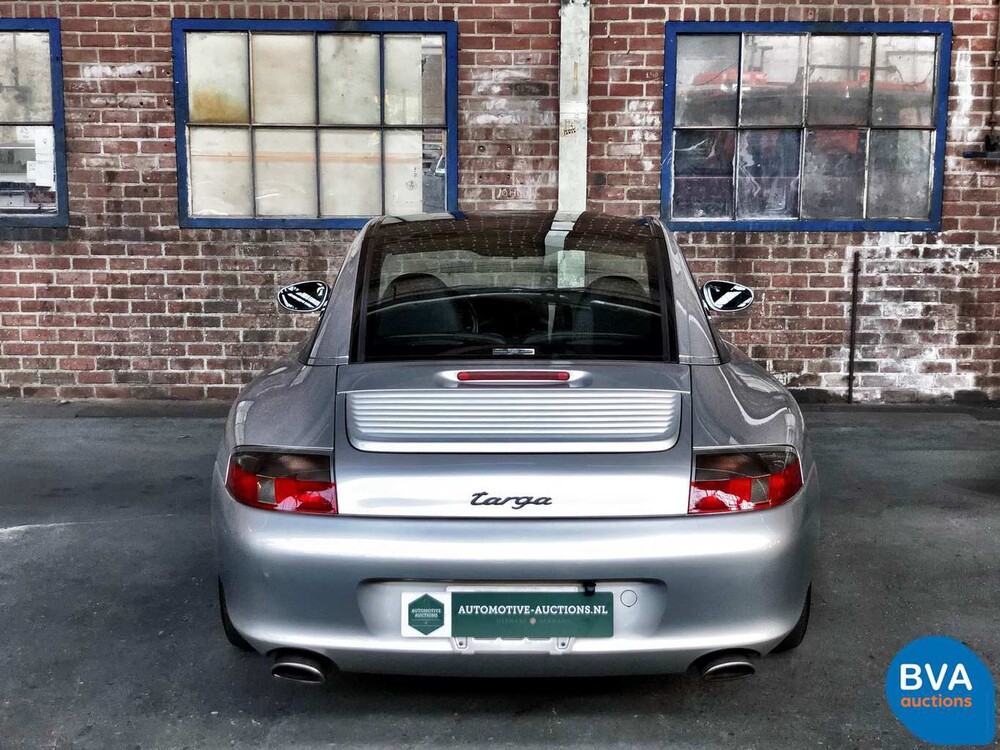 Porsche 911 Targa 3.6 320 PS 2002.