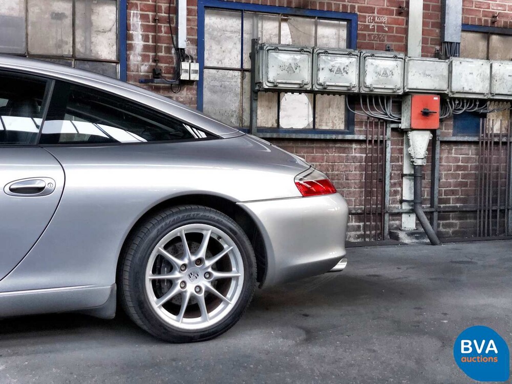 Porsche 911 Targa 3.6 320 PS 2002.