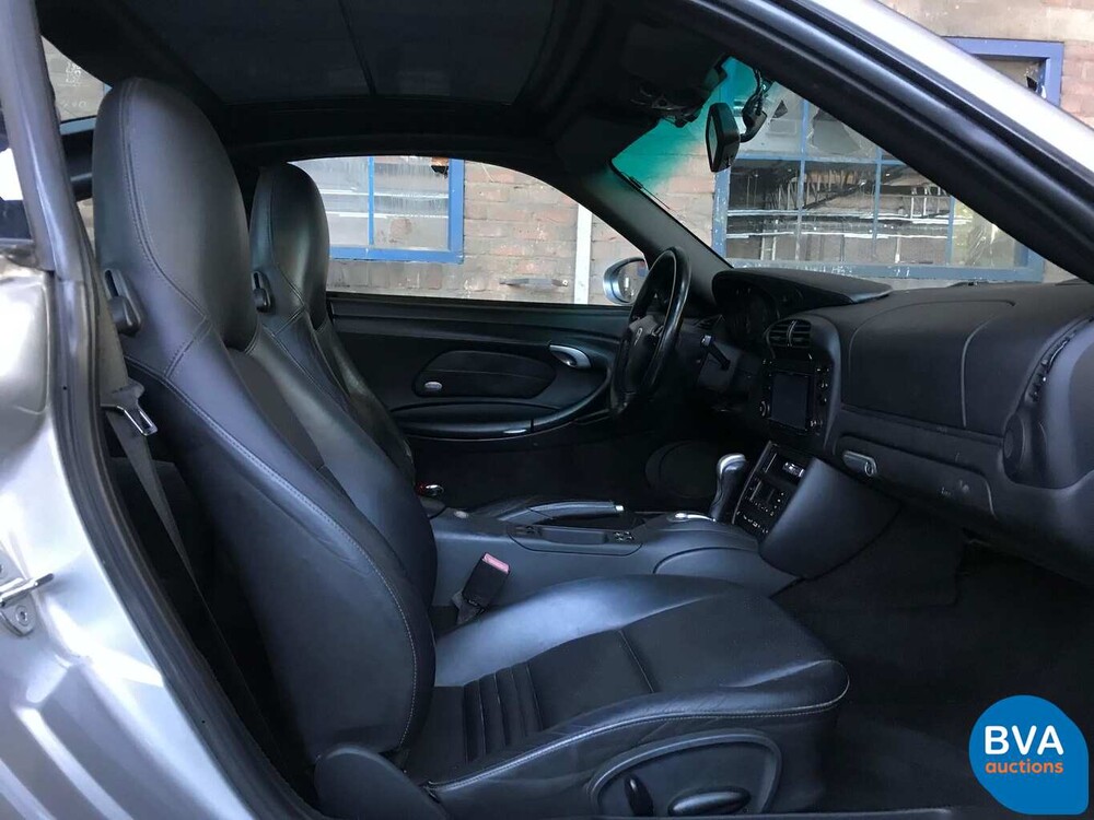 Porsche 911 Targa 3.6 320 PS 2002.