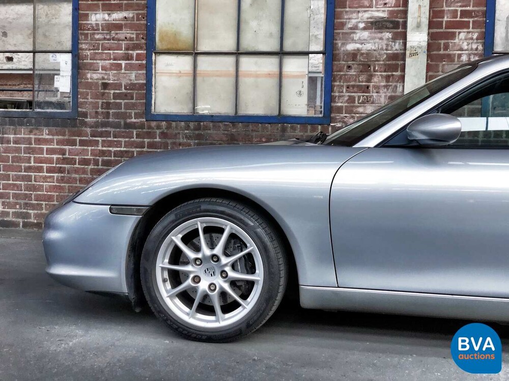 Porsche 911 Targa 3.6 320 PS 2002.