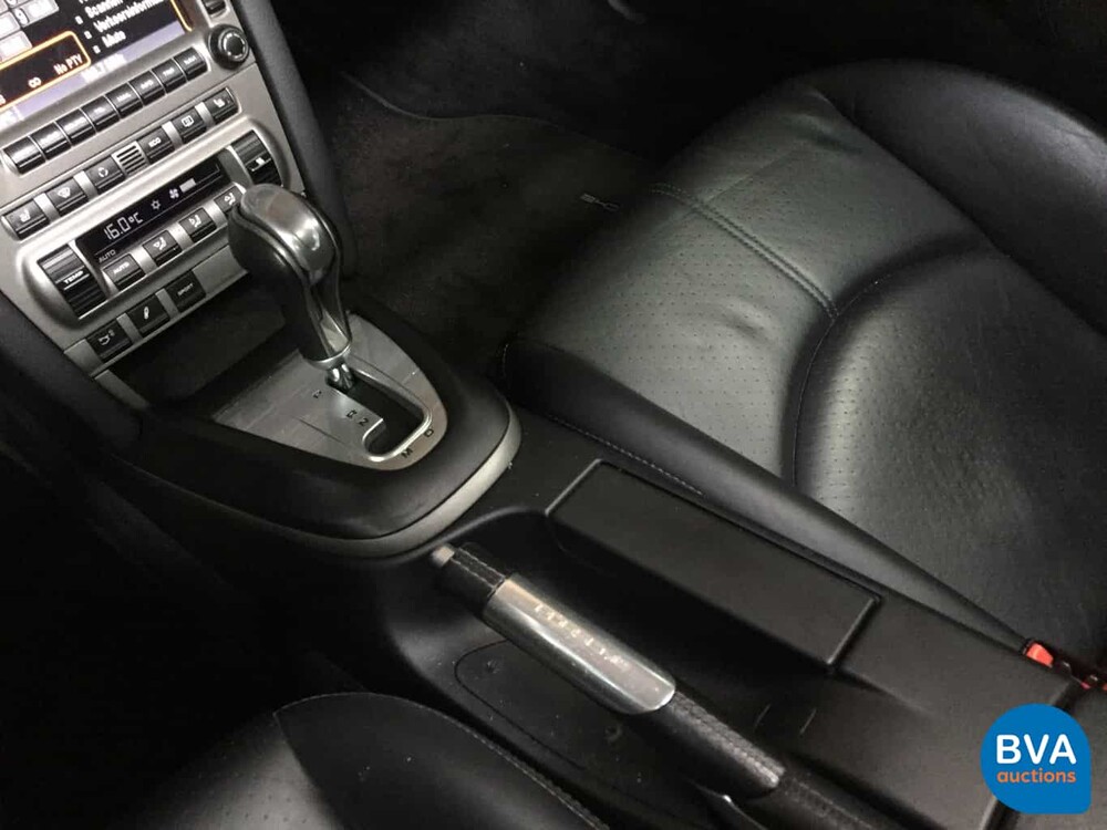 Porsche 911 3.6 Carrera 4 325hp 2007, 75-XB-VP.