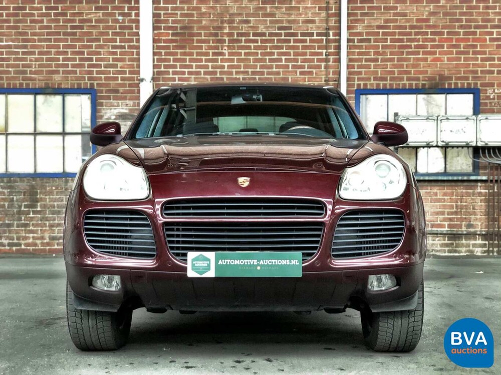 Porsche Cayenne Turbo 4.5 V8 450 PS 2003 -Youngtimer-.