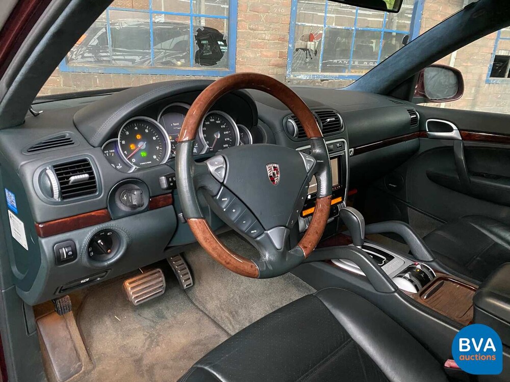 Porsche Cayenne Turbo 4.5 V8 450 PS 2003 -Youngtimer-.