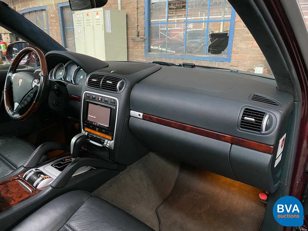 Porsche Cayenne Turbo 4.5 V8 450 PS 2003 -Youngtimer-.