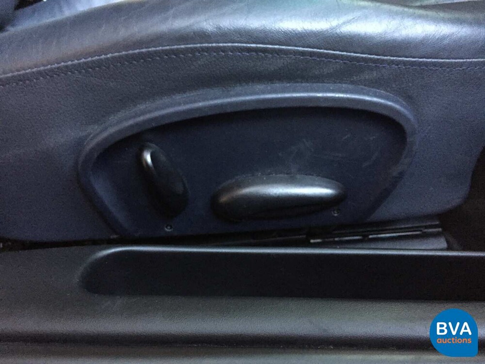 Porsche 911 Carrera 4 3.4 300hp 996 2001 -Youngtimer-.