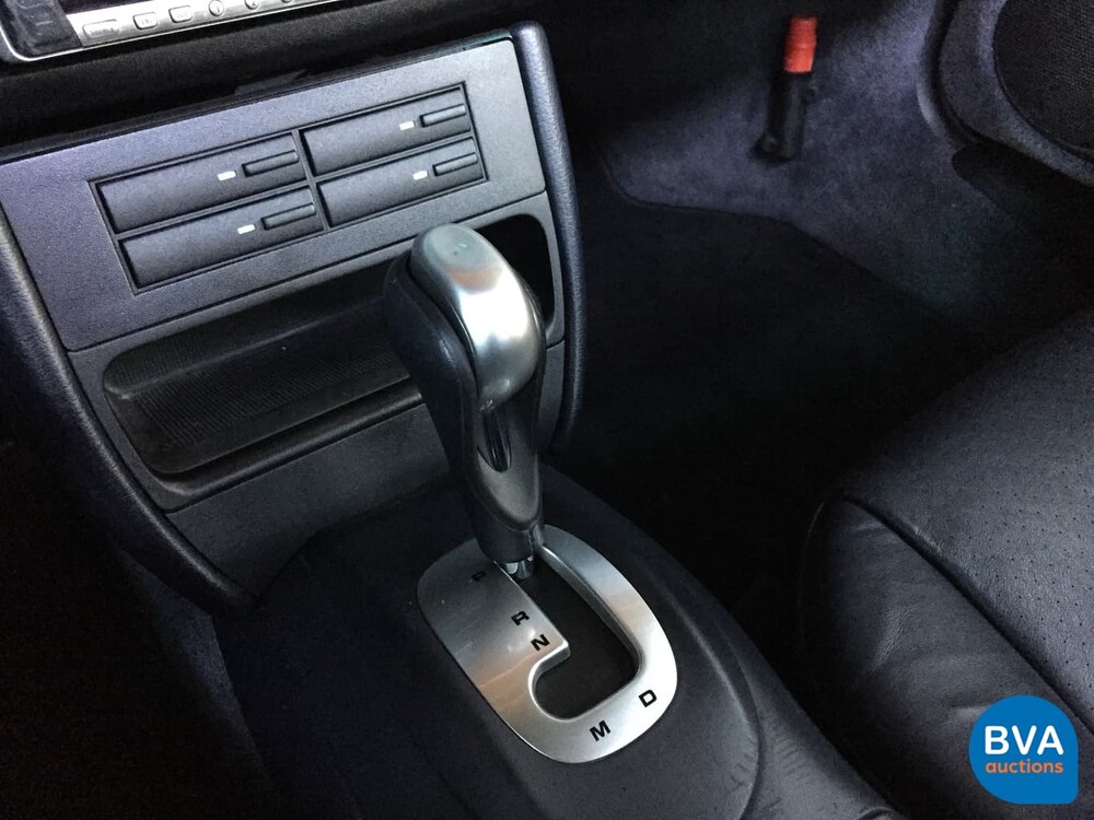 Porsche 911 Carrera 4 3.4 300hp 996 2001 -Youngtimer-.