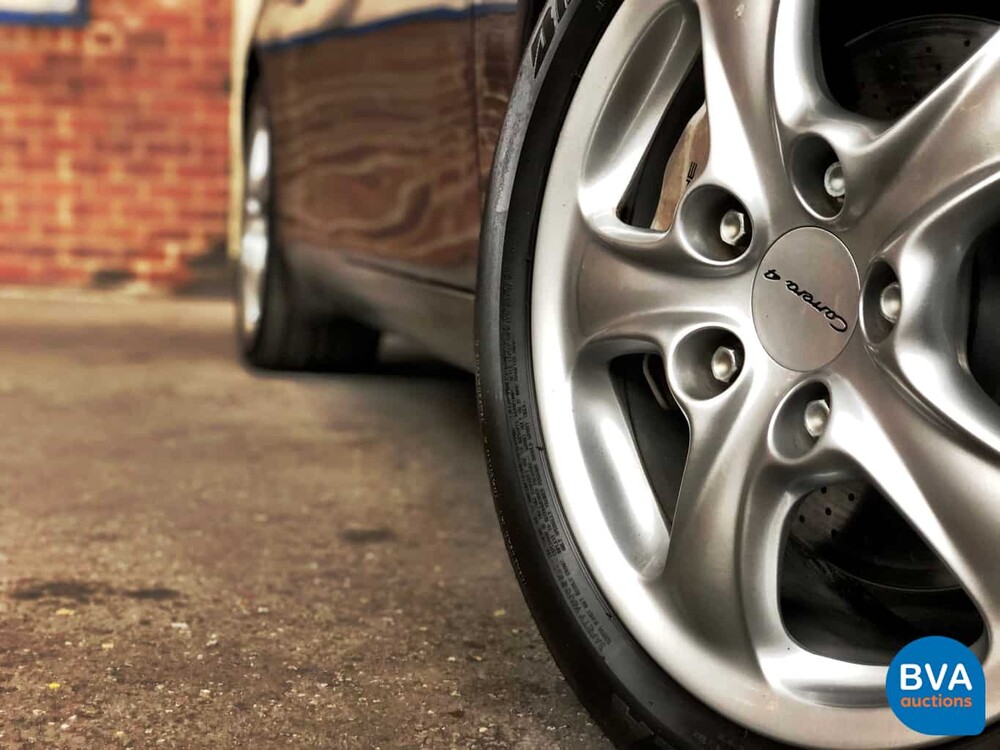 Porsche 911 Carrera 4 3.4 300hp 996 2001 -Youngtimer-.