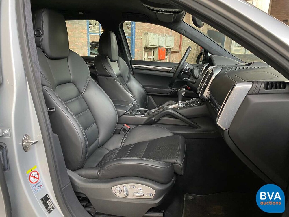 Porsche Cayenne Turbo S 550hp 2013, HP-805-V.