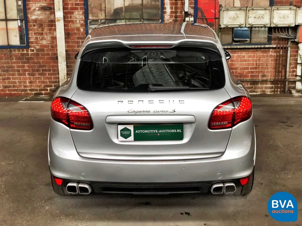 Porsche Cayenne Turbo S 550hp 2013, HP-805-V.