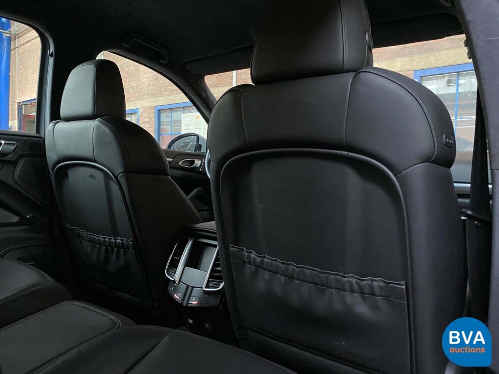 Porsche Cayenne Turbo S 550hp 2013, HP-805-V.