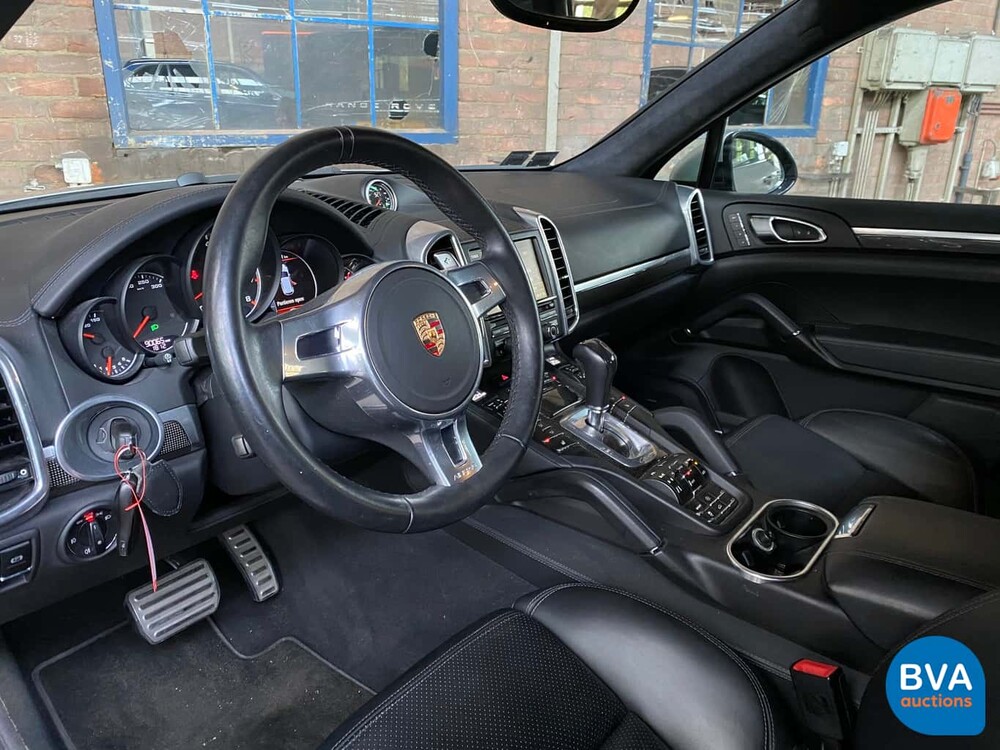 Porsche Cayenne Turbo S 550hp 2013, HP-805-V.