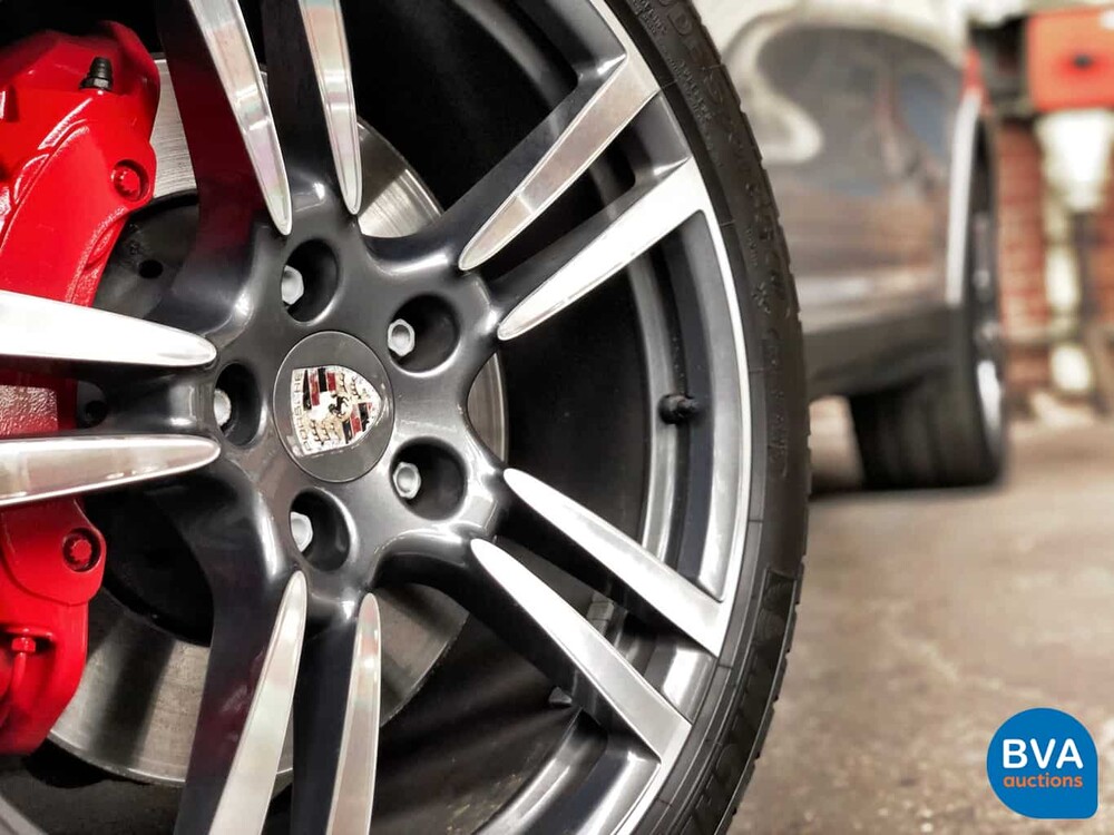 Porsche Cayenne Turbo S 550hp 2013, HP-805-V.