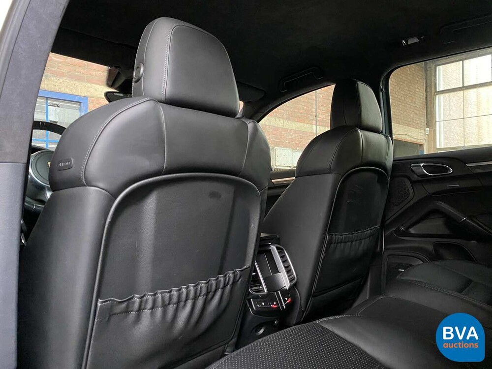 Porsche Cayenne Turbo S 550hp 2013, HP-805-V.
