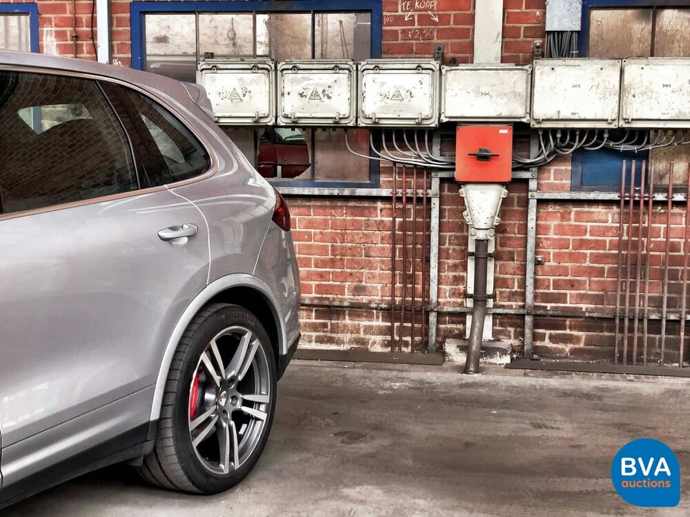 Porsche Cayenne Turbo S 550hp 2013, HP-805-V.