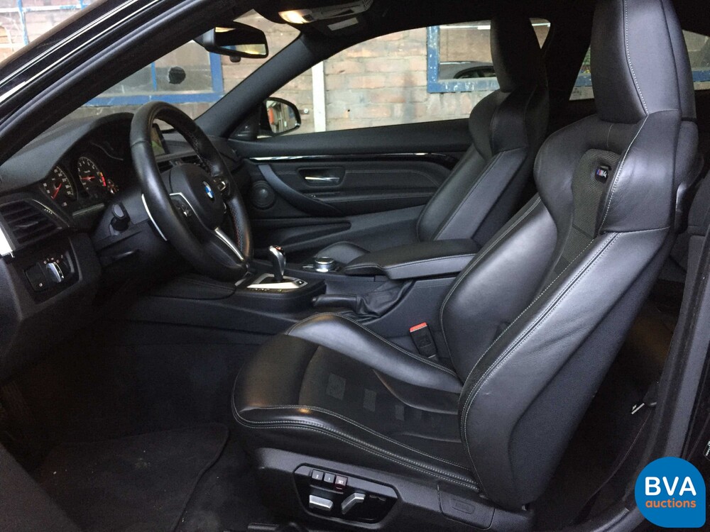BMW M4 Competition 450pk Drivelogic Coupe 4-serie 2018 M-Performance