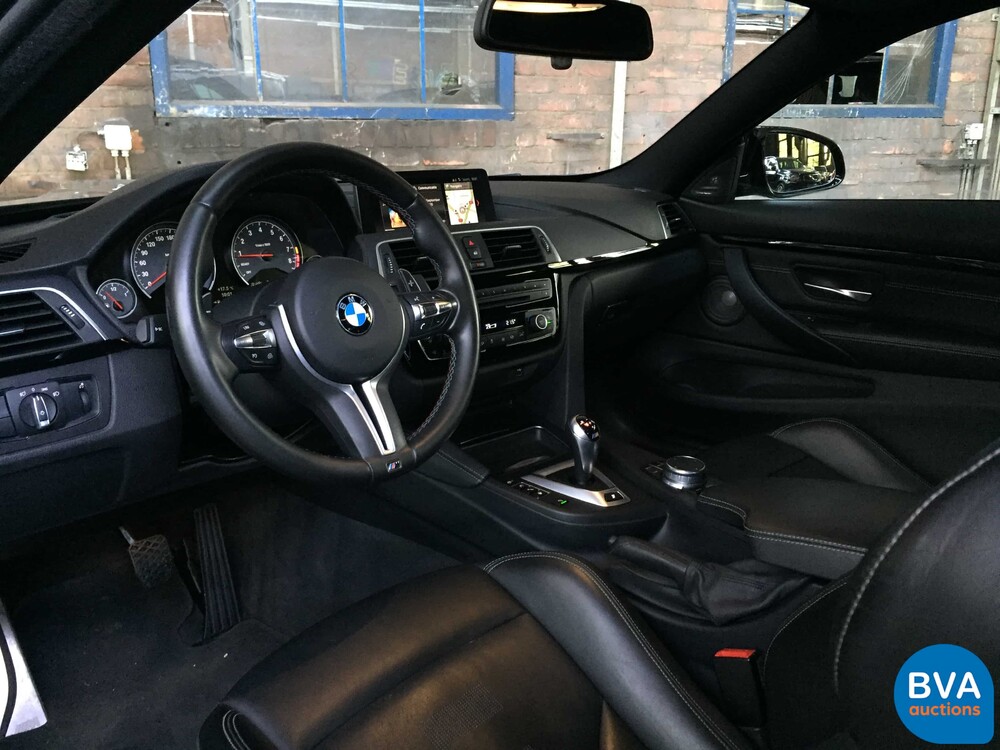 BMW M4 Competition 450pk Drivelogic Coupe 4-serie 2018 M-Performance