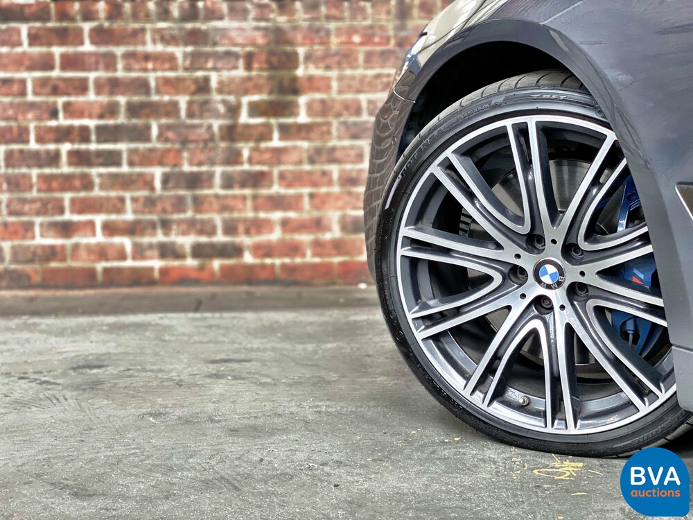 BMW M550d xDrive 400pk 2017 M550 5-serie M-Sport Sedan NW-MODEL