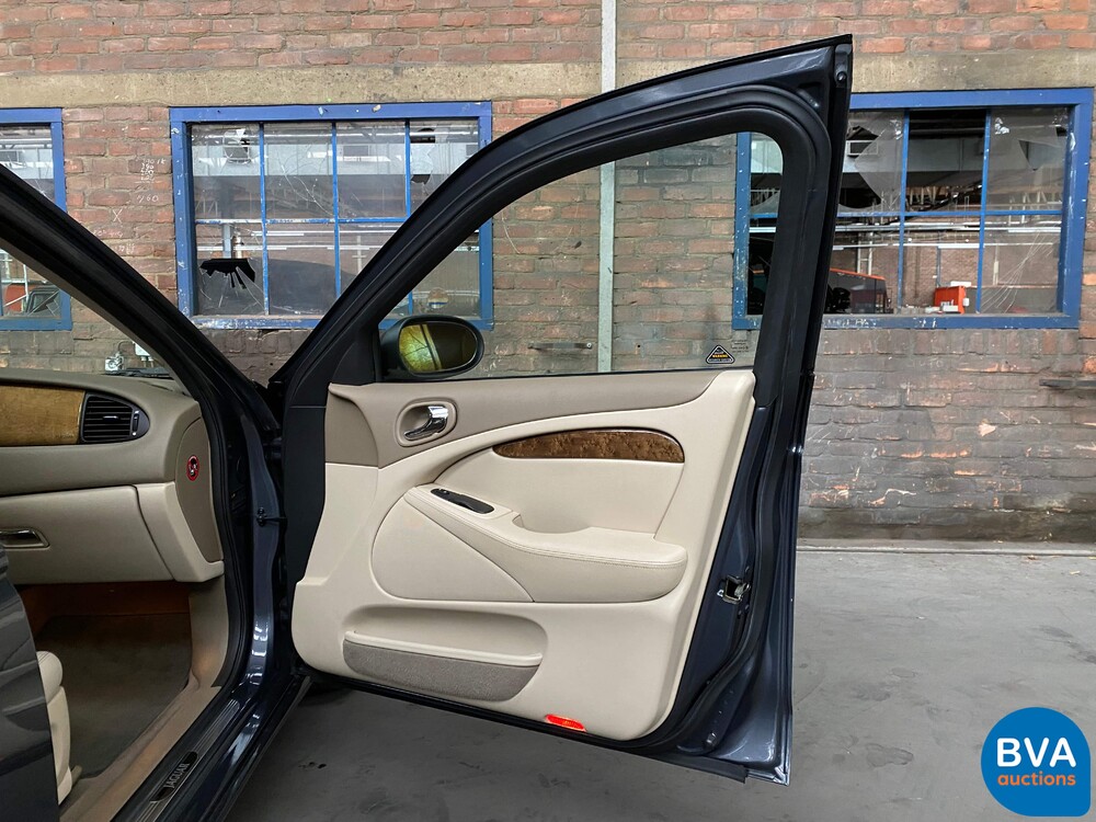 Jaguar S-Type 3.0 V6 Executive 2002 Org. NL Youngtimer, 05-JG-TV