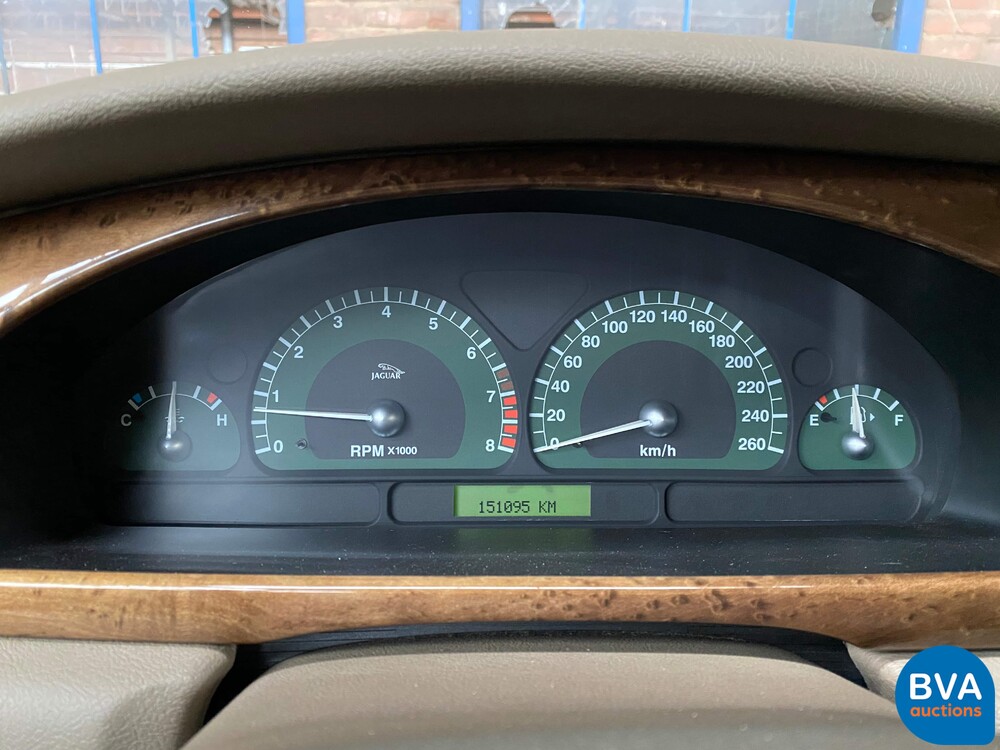 Jaguar S-Type 3.0 V6 Executive 2002 Org. NL Youngtimer, 05-JG-TV