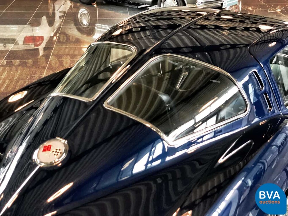 Chevrolet Corvette Stingray geteiltes Fenster C2 5.4 V8 360 PS 1963.