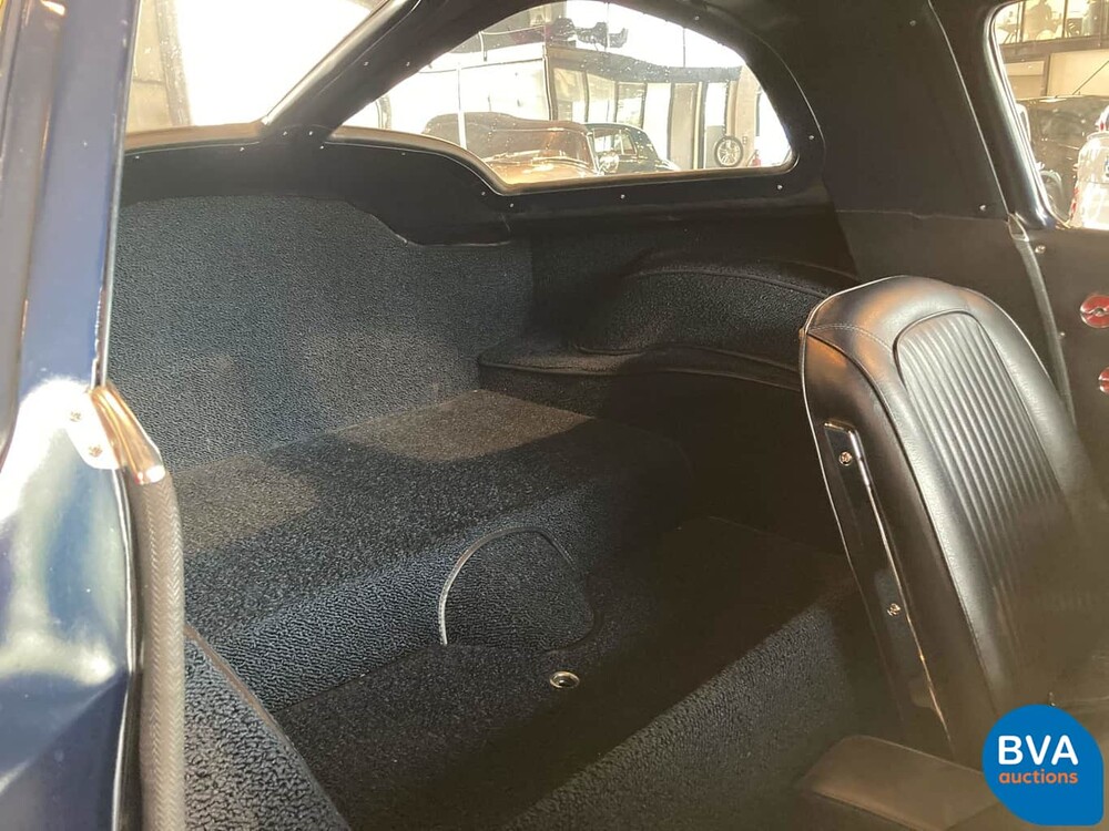 Chevrolet Corvette Stingray geteiltes Fenster C2 5.4 V8 360 PS 1963.