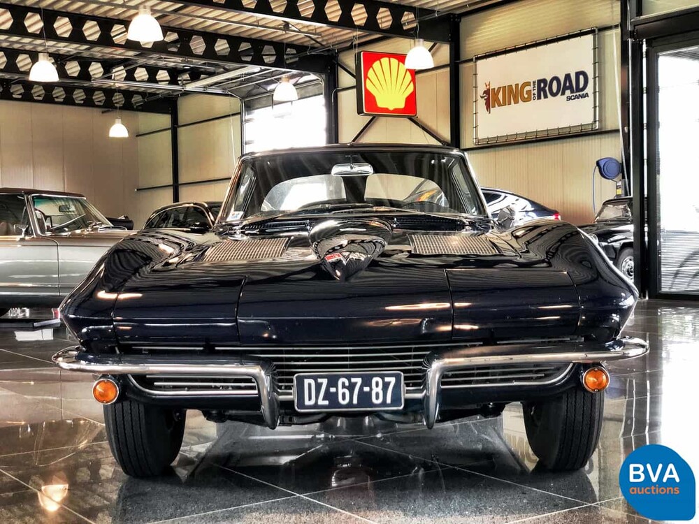 Chevrolet Corvette Stingray geteiltes Fenster C2 5.4 V8 360 PS 1963.