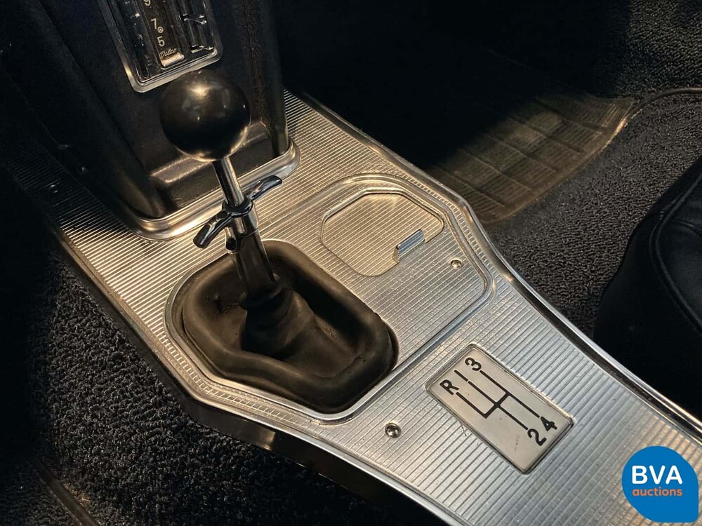 Chevrolet Corvette Stingray geteiltes Fenster C2 5.4 V8 360 PS 1963.