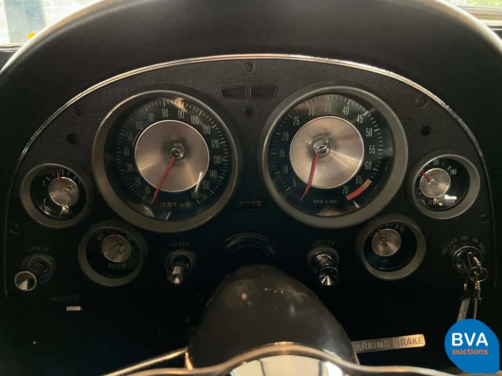 Chevrolet Corvette Stingray geteiltes Fenster C2 5.4 V8 360 PS 1963.