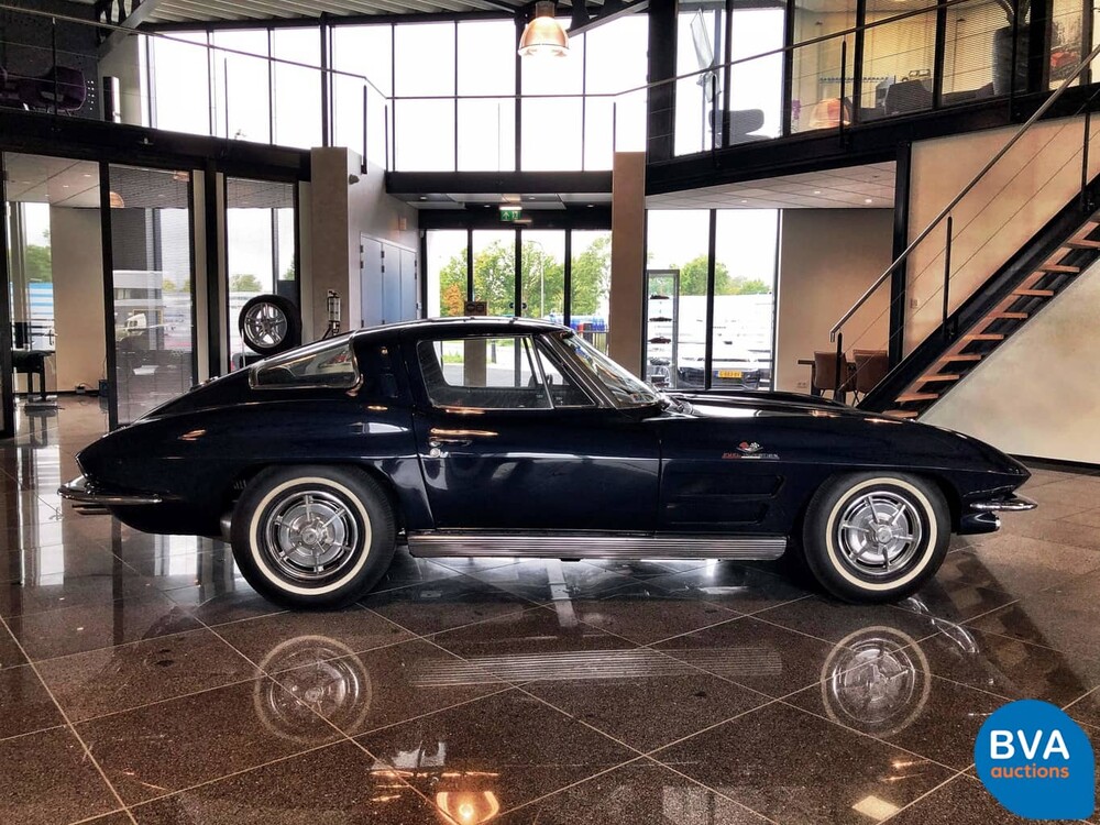 Chevrolet Corvette Stingray geteiltes Fenster C2 5.4 V8 360 PS 1963.