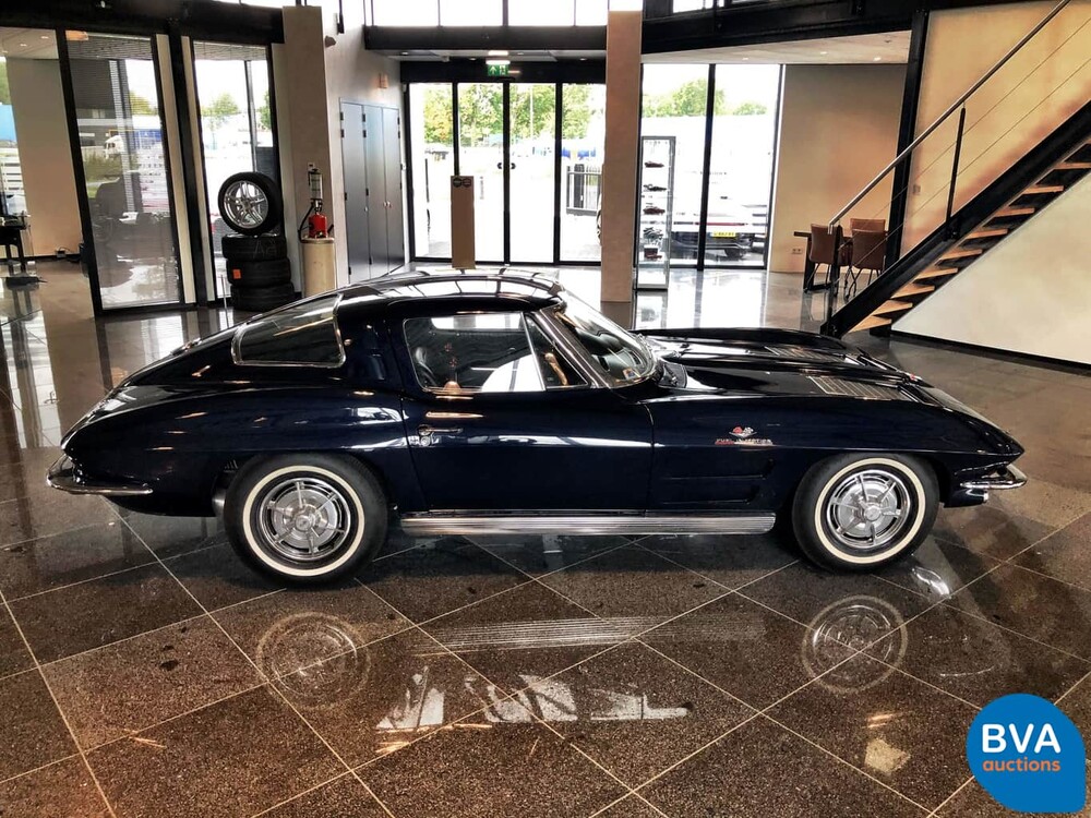 Chevrolet Corvette Stingray geteiltes Fenster C2 5.4 V8 360 PS 1963.