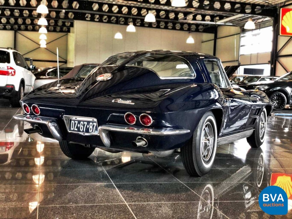 Chevrolet Corvette Stingray geteiltes Fenster C2 5.4 V8 360 PS 1963.