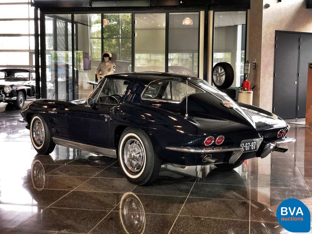 Chevrolet Corvette Stingray geteiltes Fenster C2 5.4 V8 360 PS 1963.