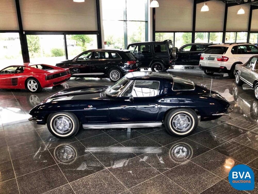 Chevrolet Corvette Stingray geteiltes Fenster C2 5.4 V8 360 PS 1963.