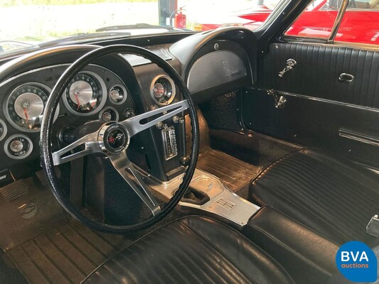 Chevrolet Corvette Stingray Split Window C2 5.4 V8 360 hp 1963.