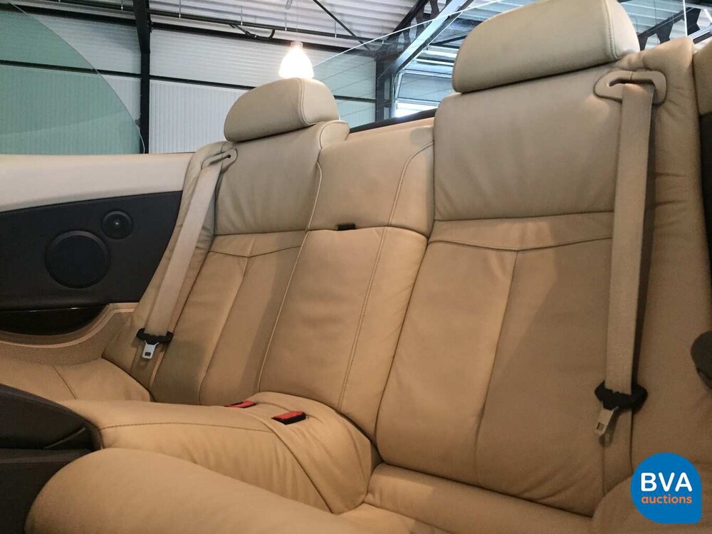 BMW 645Ci Cabriolet 4.4 V8 333 PS Original NL 6-Serie 2005, 86-RF-NK.